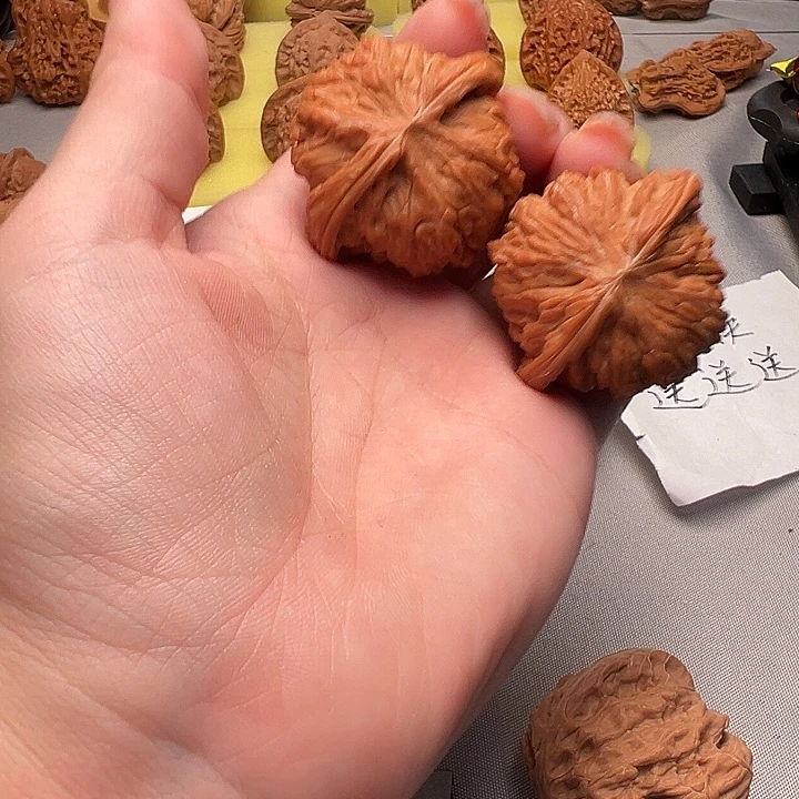 大叶紫檀（黑酸枝木类）磨盘