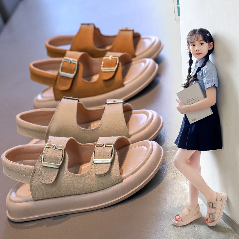 凉鞋2025新款女童露趾复古勃肯凉鞋一字带平底时装休闲沙滩鞋纯色