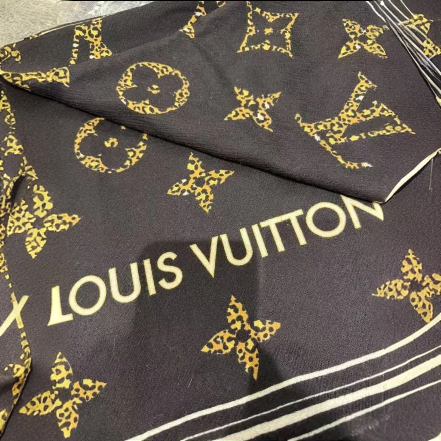 99新 LouisVuitton/路易威登 海囤/LV围巾/yy05138