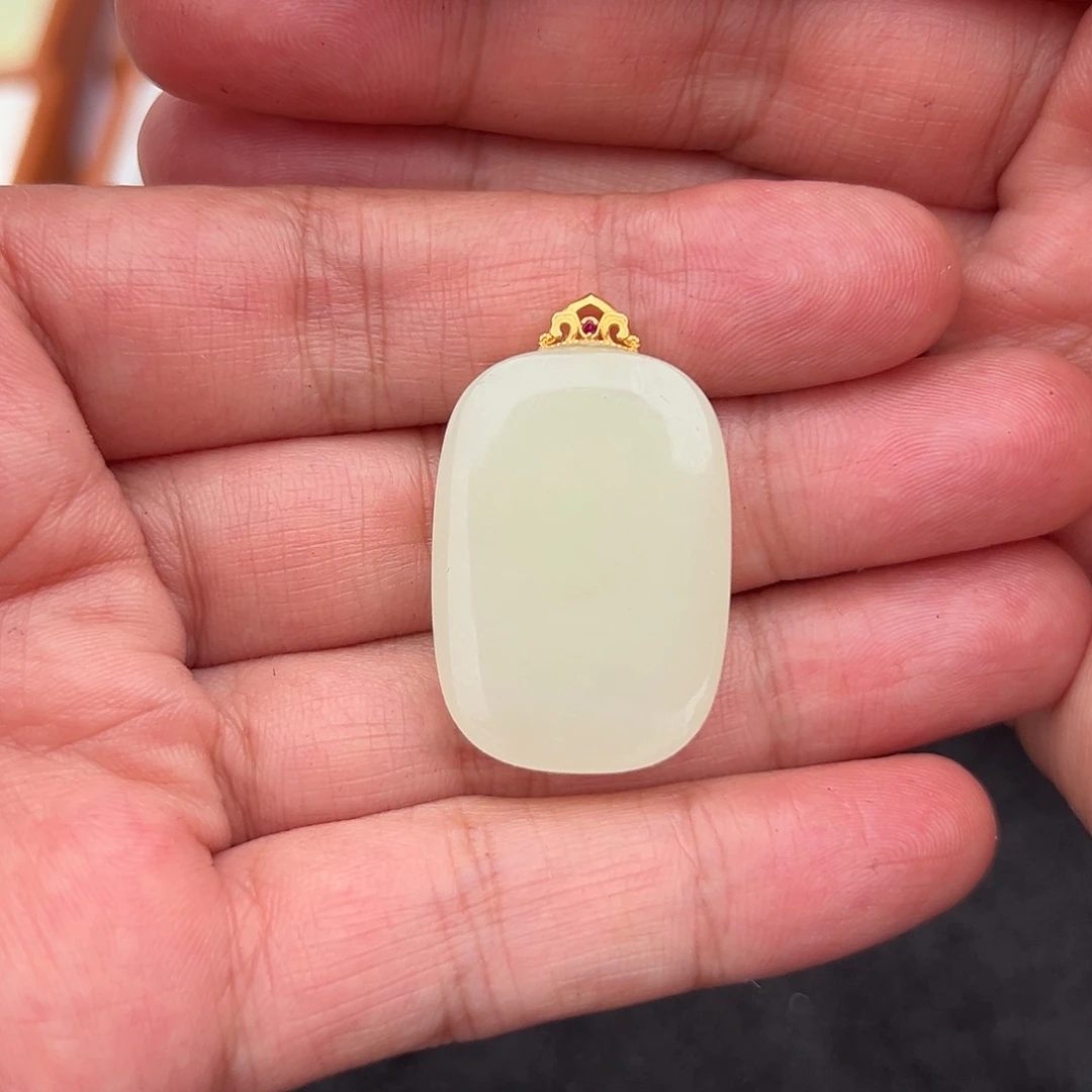 和田玉手镯18K金镶嵌老坑种平安牌