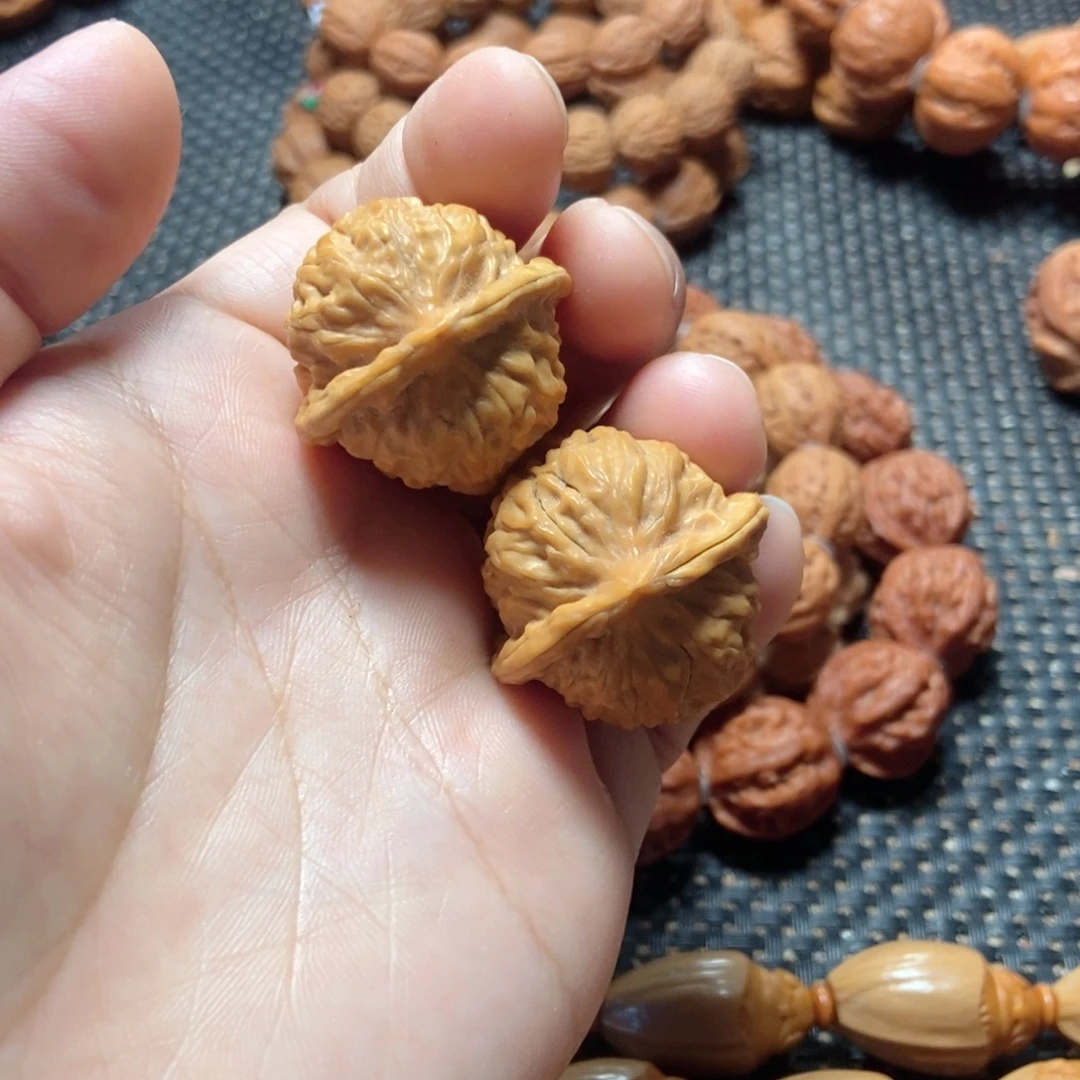 吊坠文玩核桃玲珑一对