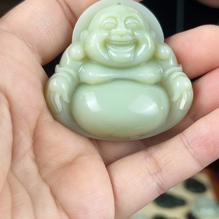 颈饰未镶嵌和田玉（糖玉）