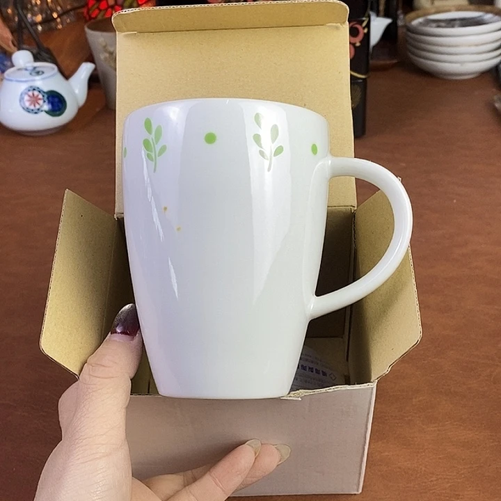 瓷器铜铁器木器木粉花瓶