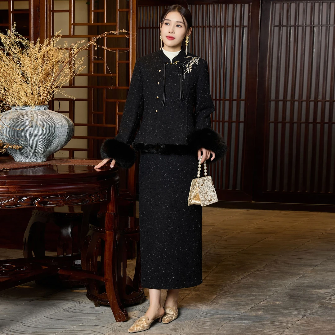 H492黑色毛呢套装2025新款国风新中式女装秋冬季刺绣立领外套茶服