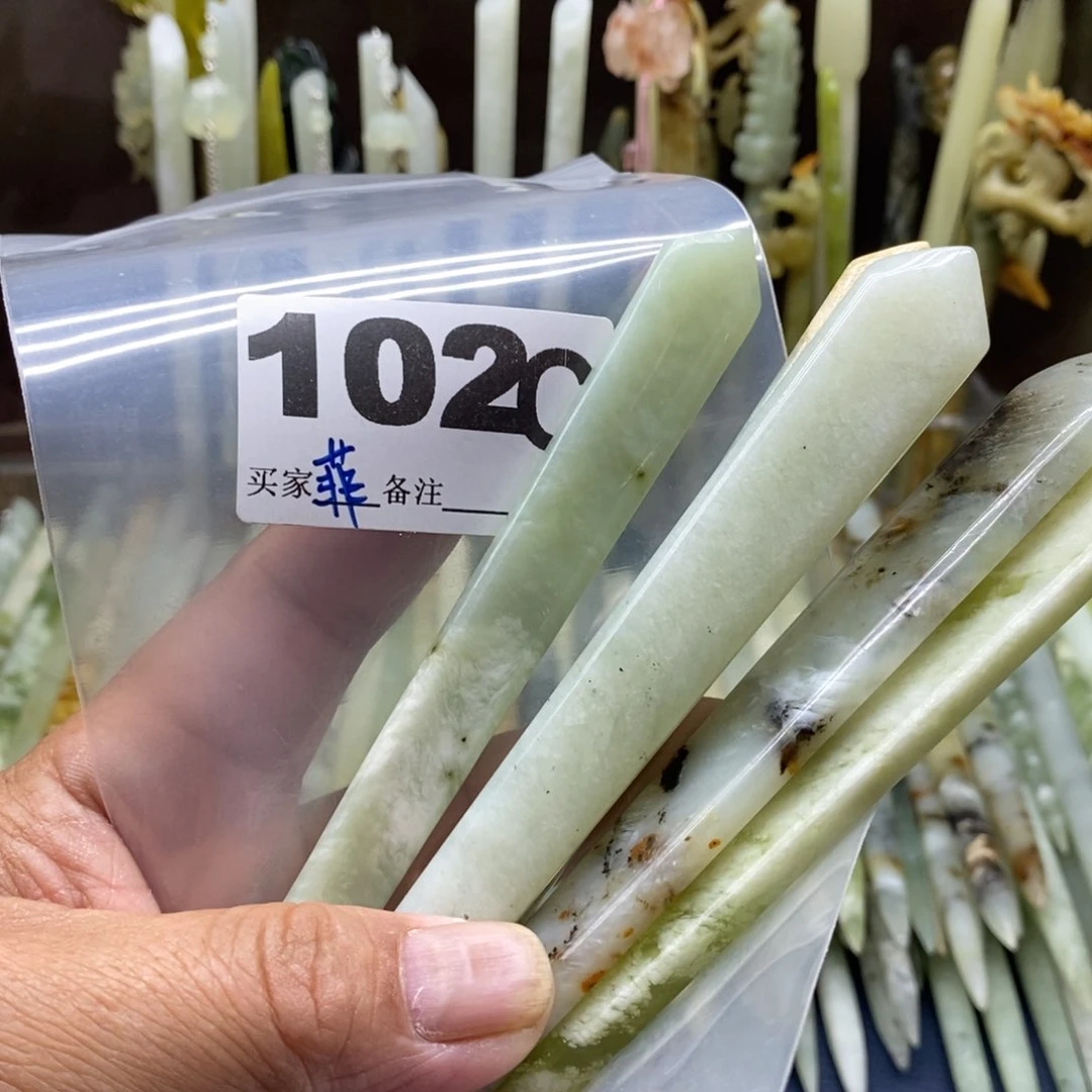 透闪石-蛇纹石玉发饰未镶嵌菲*