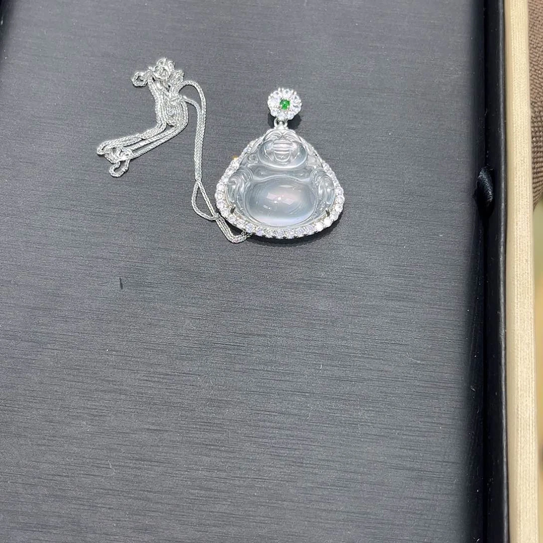 石英质玉颈饰银S925镶嵌