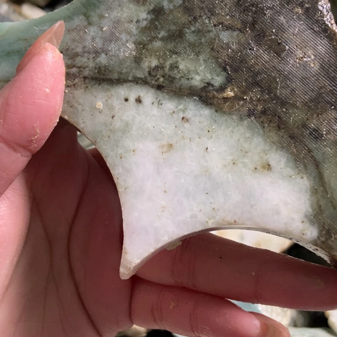 翡翠未镶嵌挂件天然翡翠