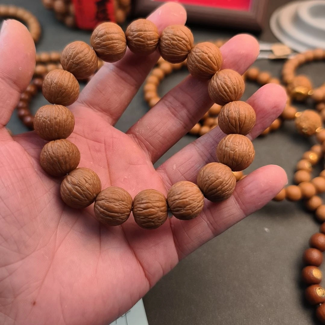 大叶紫檀（黑酸枝木类）