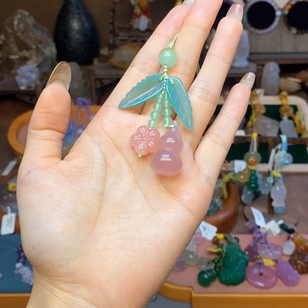 玛瑙/玉髓未镶嵌车挂挂件