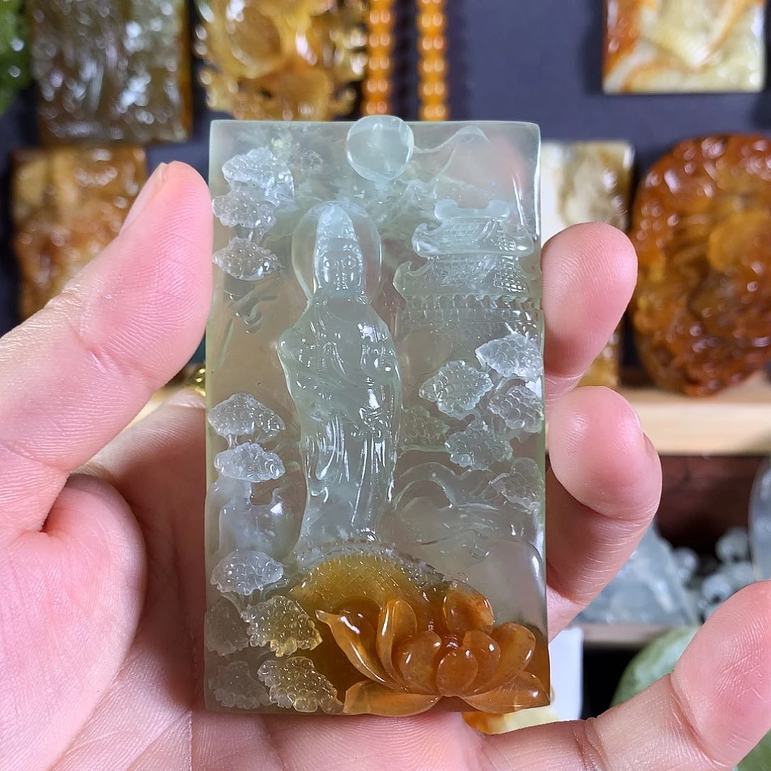 飞***店蛇纹石玉未镶嵌吊坠(赠链)