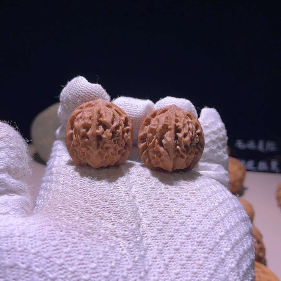 文玩核桃吊坠31烈焰珠
