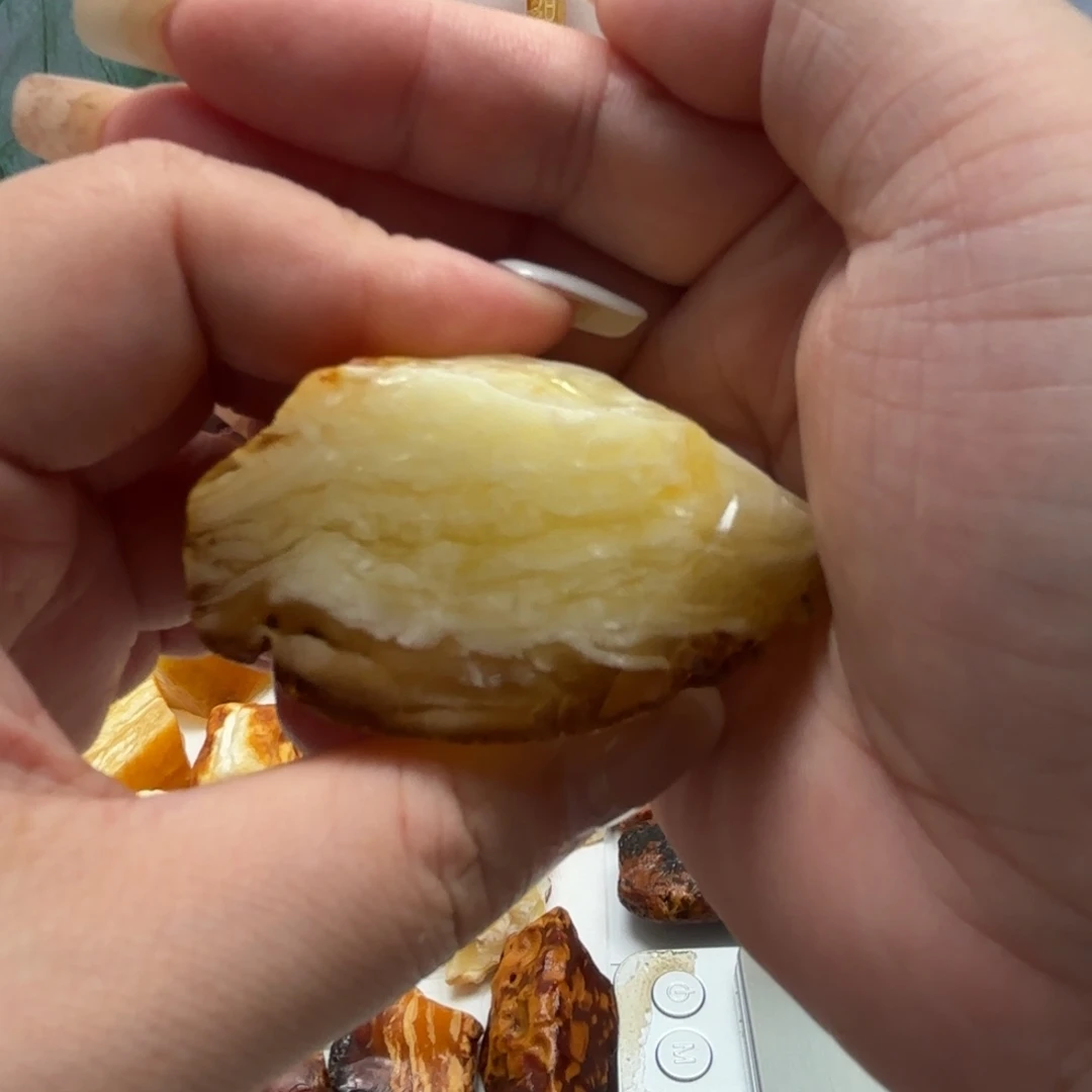 未镶嵌定制琥珀蜜蜡