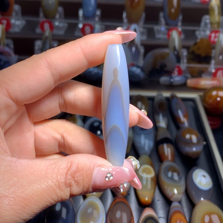 玛瑙/玉髓颈饰未镶嵌刈吊坠