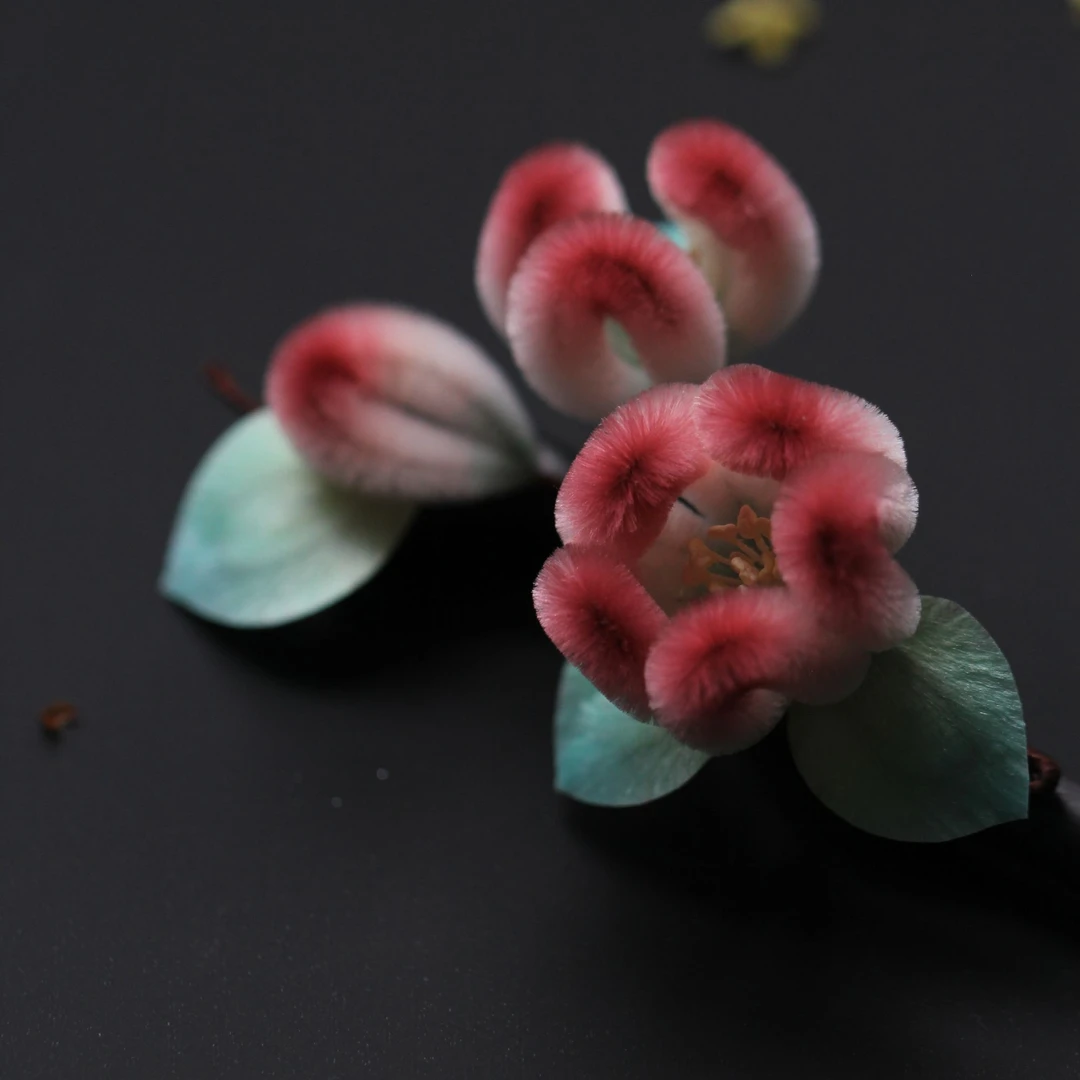 福有 |  |  桑蚕丝北派细绒 非遗绒花百子莲发夹