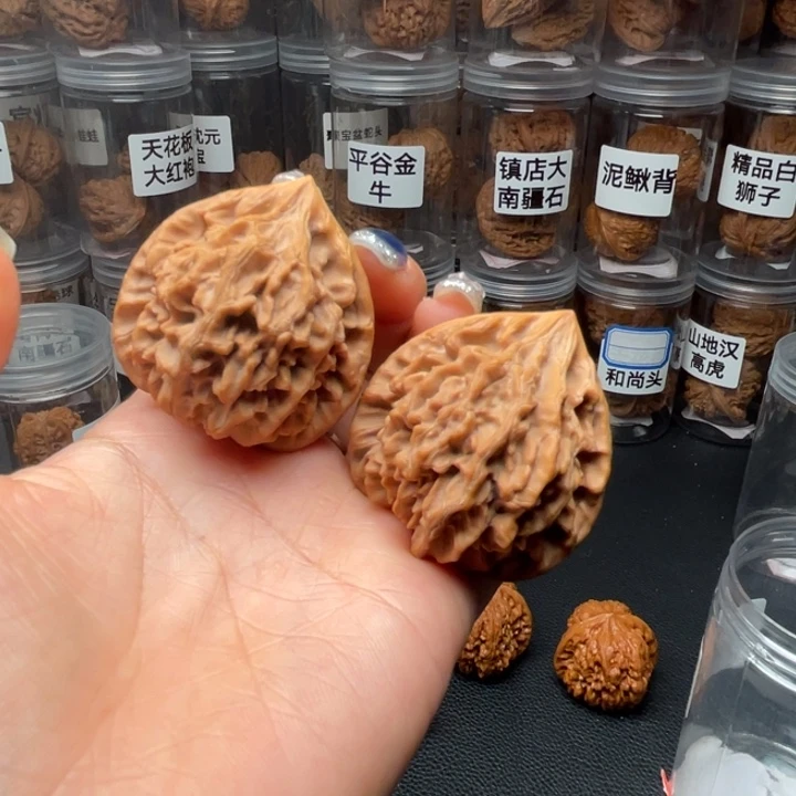 文玩核桃吊坠龙门涧41