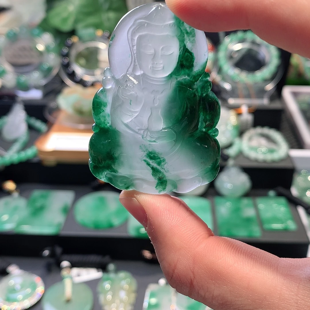 石英质玉未镶嵌吊坠