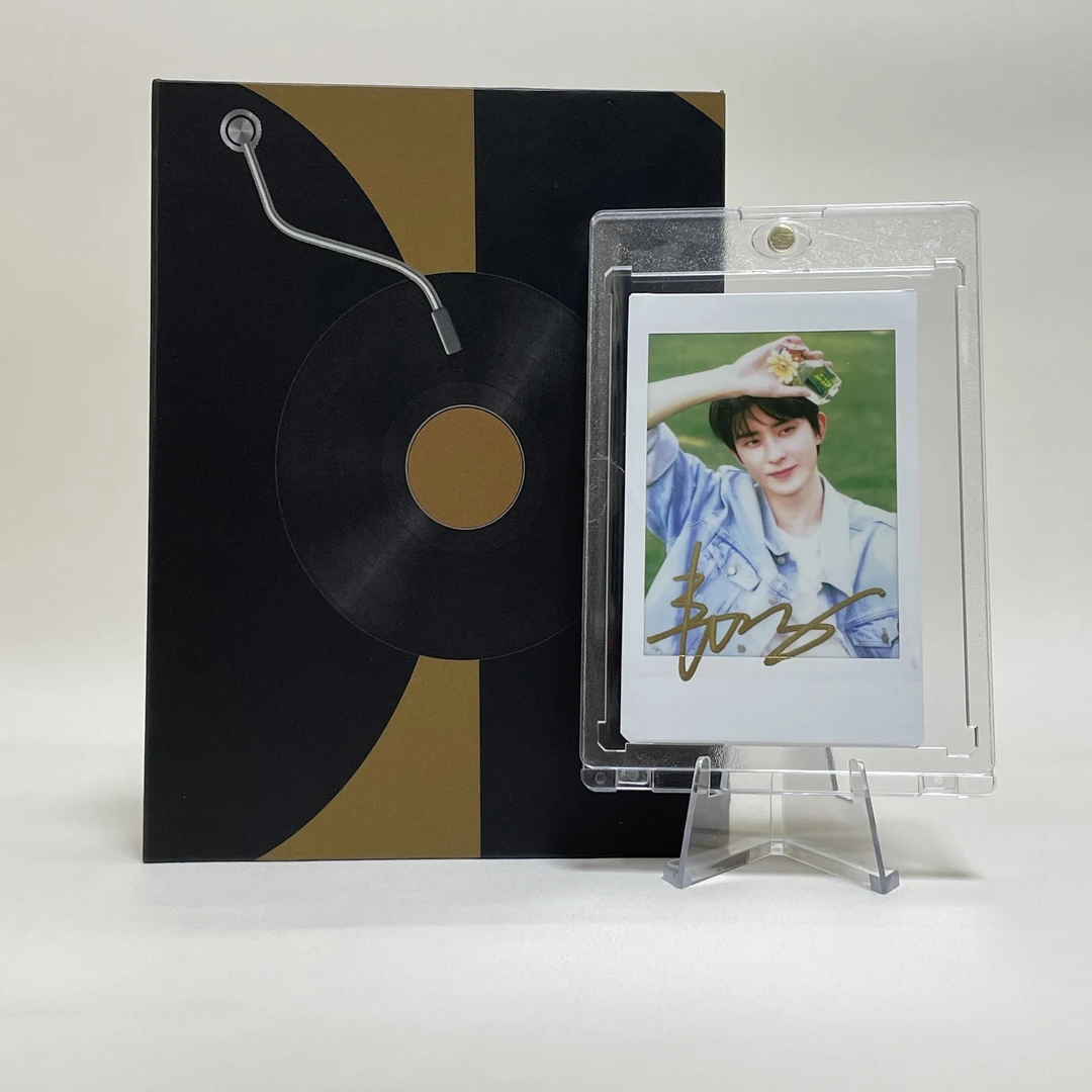 A8603【敖瑞鹏】白边 正品签名3寸拍立得照片