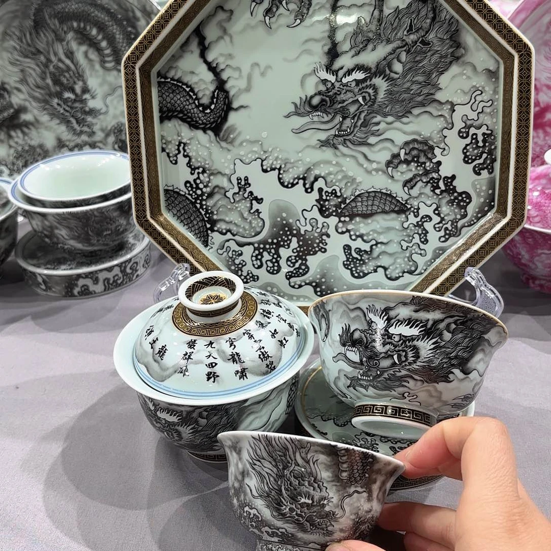 瓷片景德镇陶瓷学院等单位联合主办