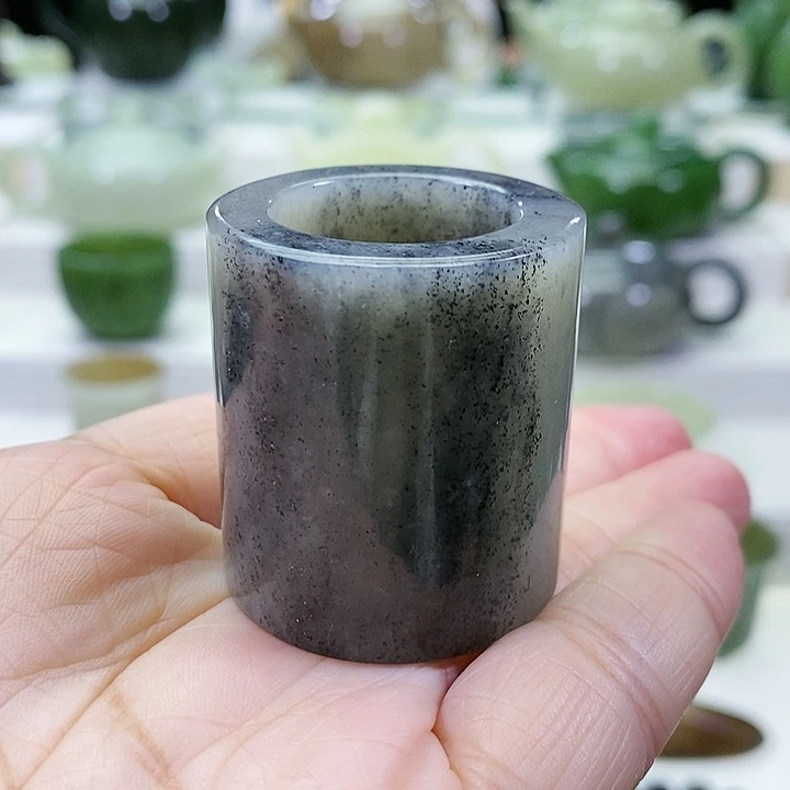 未镶嵌和田玉挂件盖置