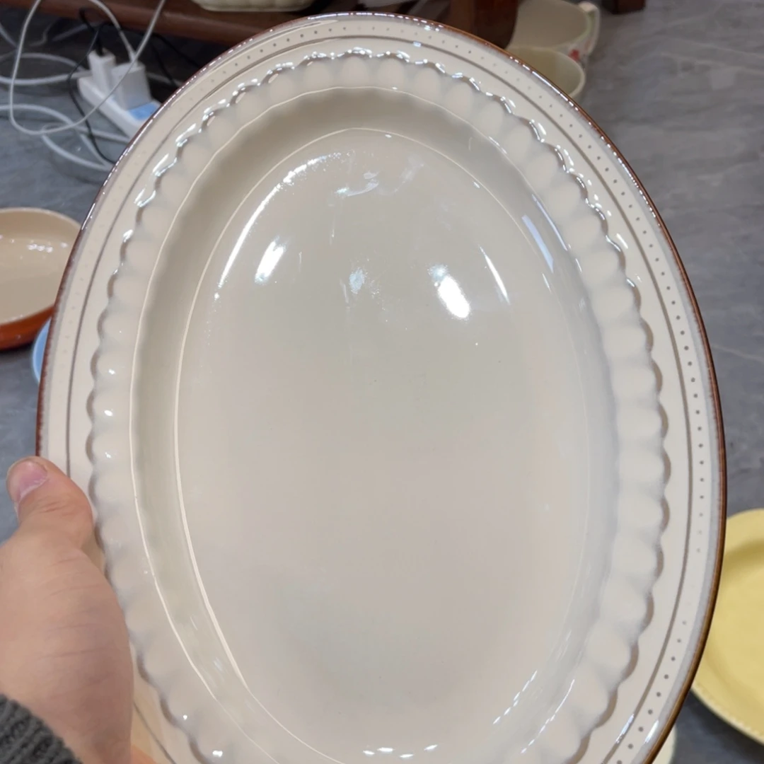 陶瓷微瑕餐具介意勿拍，满18飞！