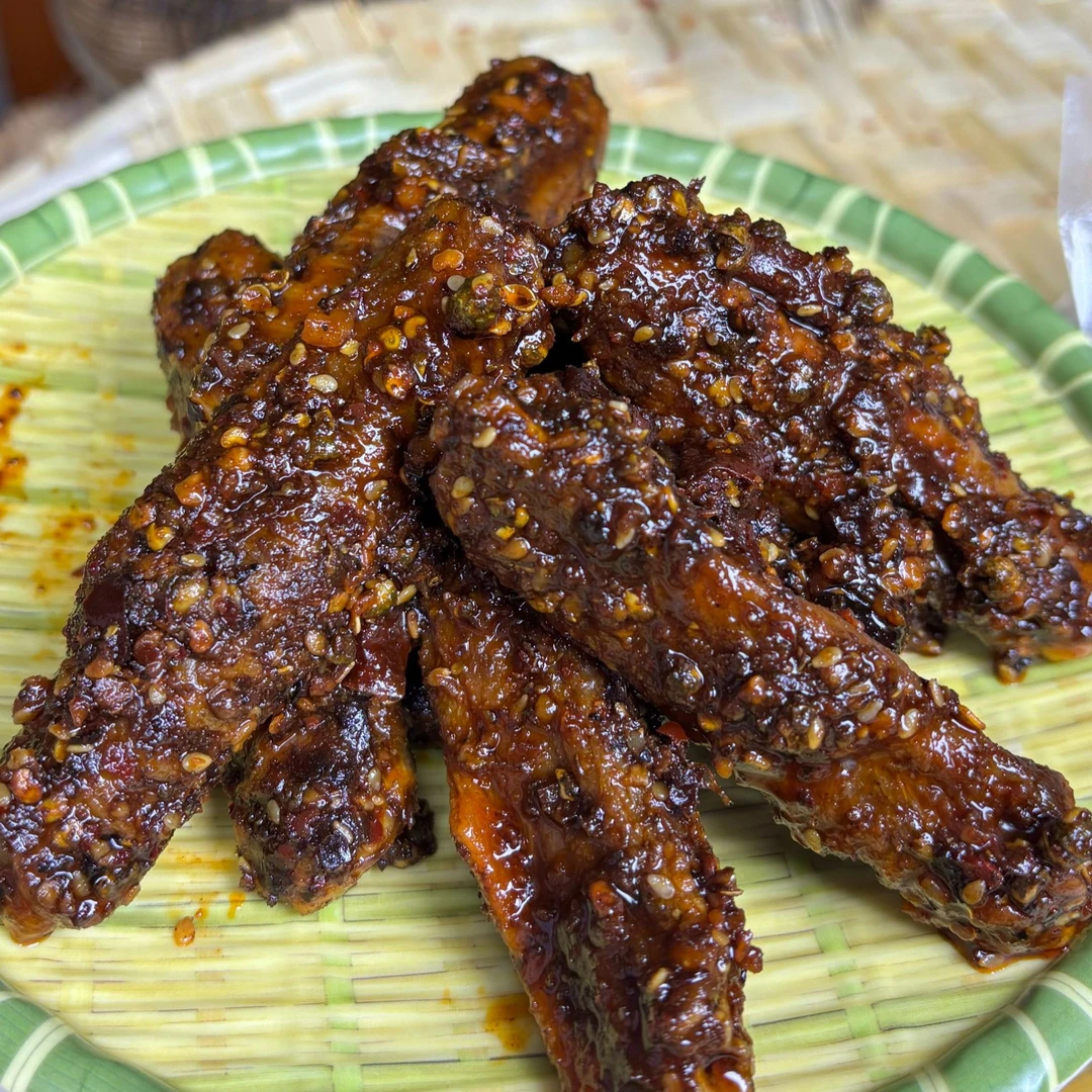 香麻辣鸭翅特产即食解馋小零食下酒追剧小吃