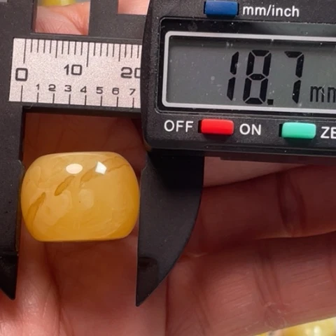 【闪购商品】裸石蜜蜡未镶嵌20杂
