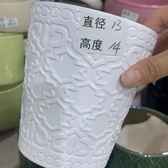 多肉绿植陶瓷花盆9.9包邮，有孔