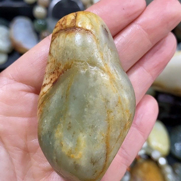 和田玉（糖玉）未镶嵌挂件