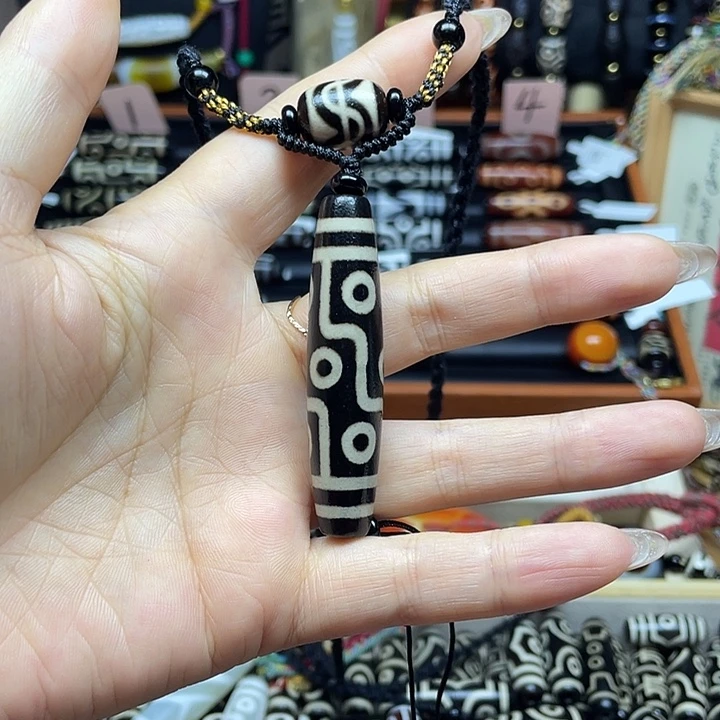 玛瑙/玉髓合金颈饰