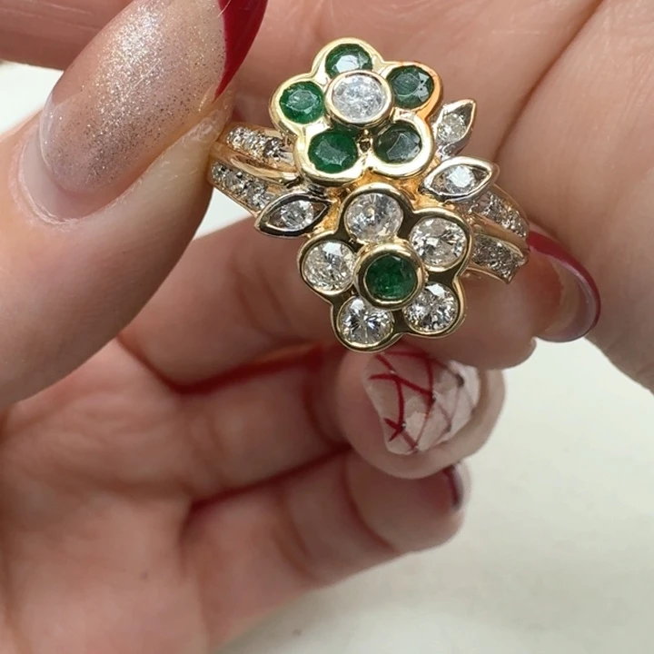 祖母绿戒指未镶嵌