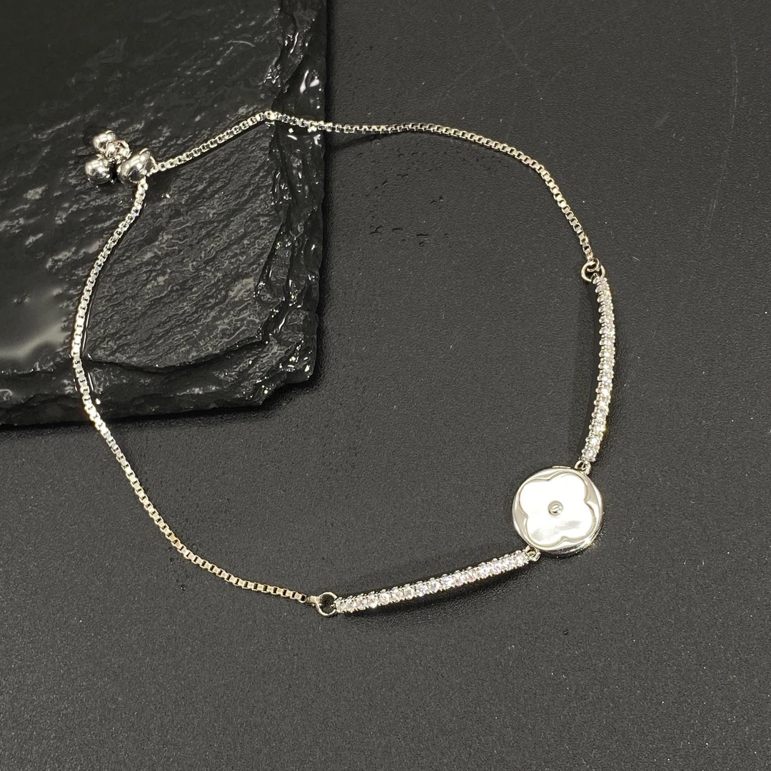 铜合金合成锆石手链 1640时尚气质简约镶嵌锆石四叶花百搭手链