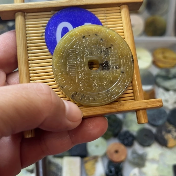 蛇纹石玉合金车挂