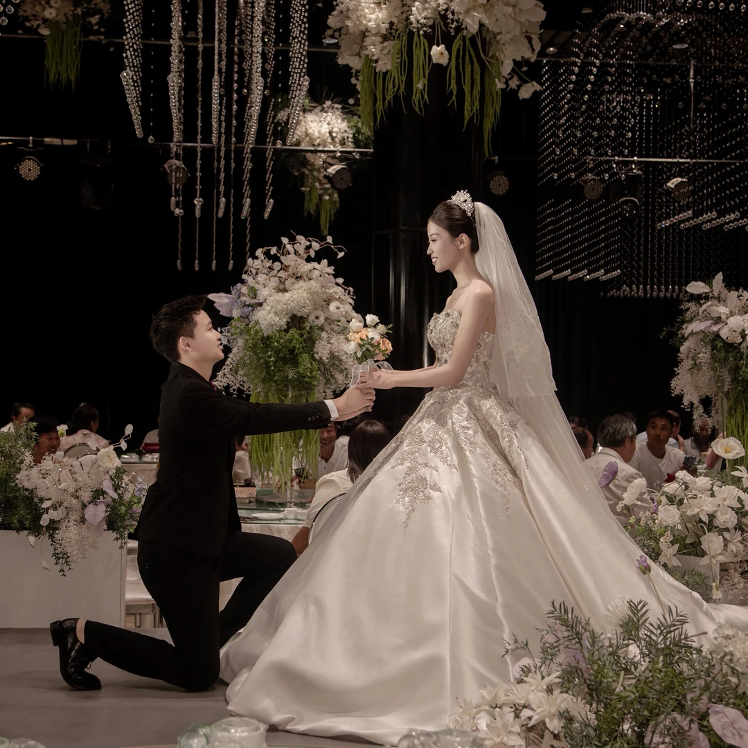 高级创驳领西装套装男士结婚礼服大气休闲修身西服套装正装伴郎服