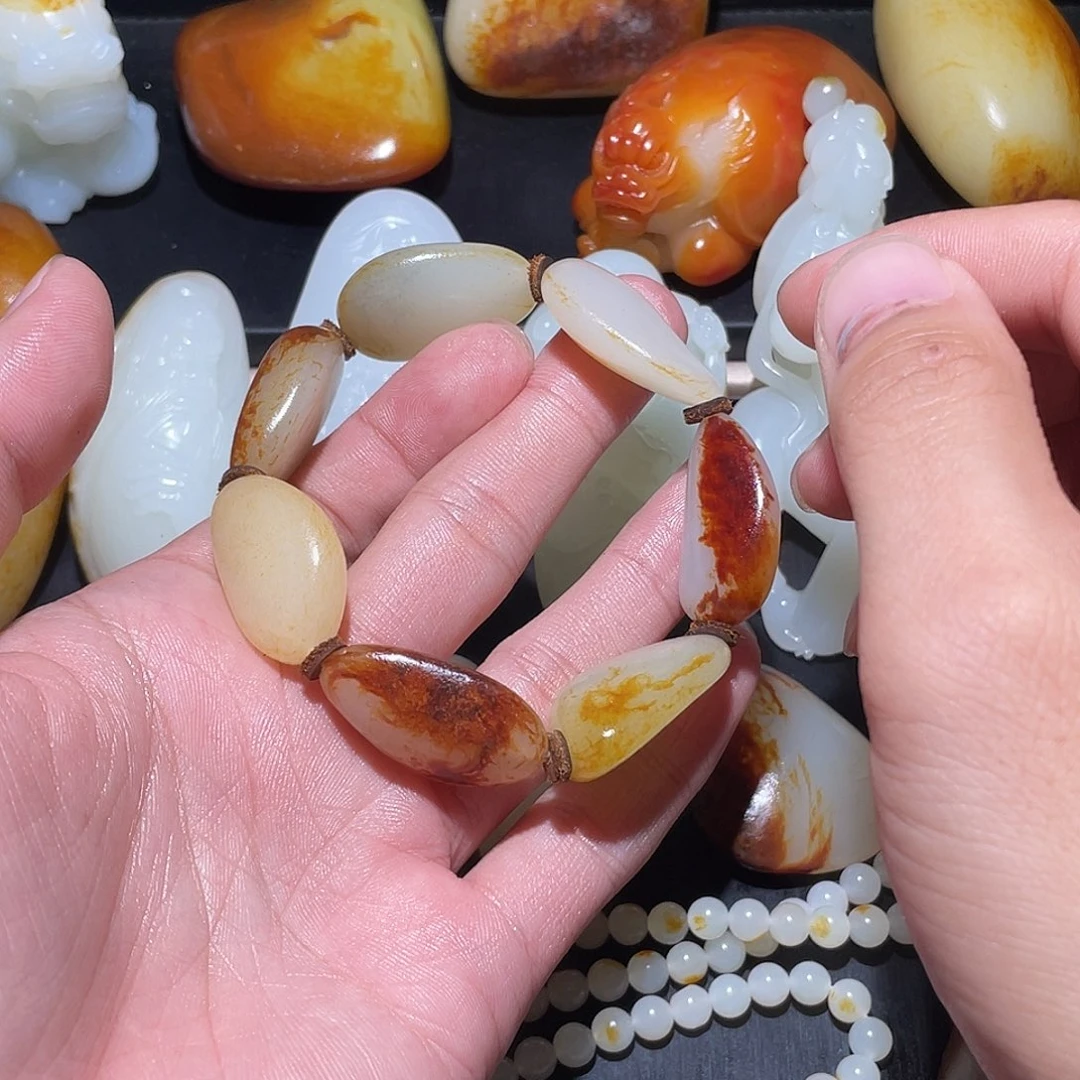 大***沛和田玉未镶嵌挂件