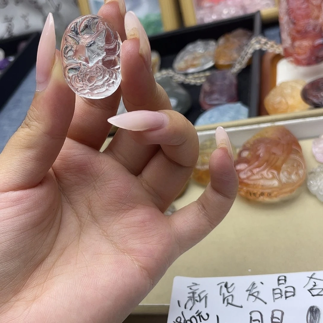 颈饰未镶嵌水晶天然
