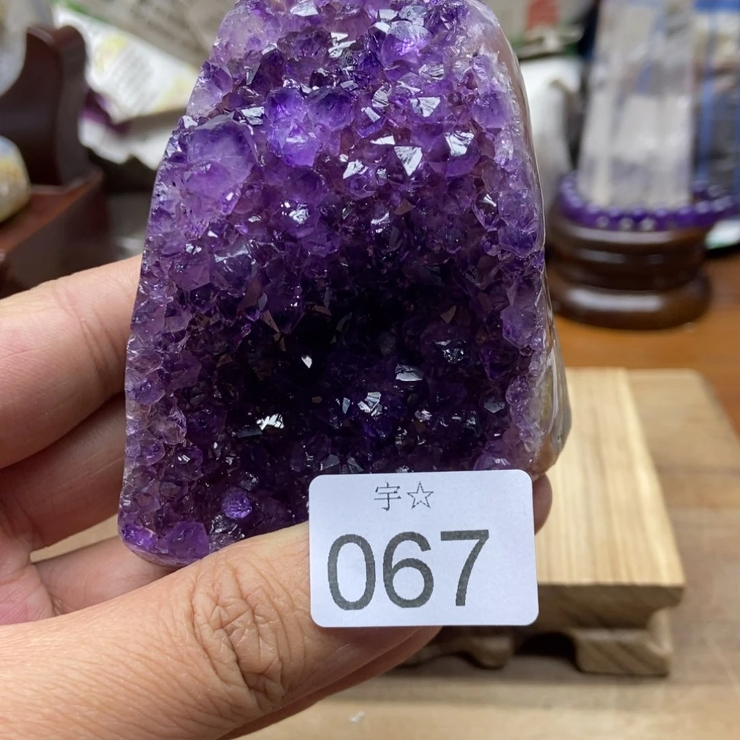 紫晶大型摆件（非配饰）未镶嵌