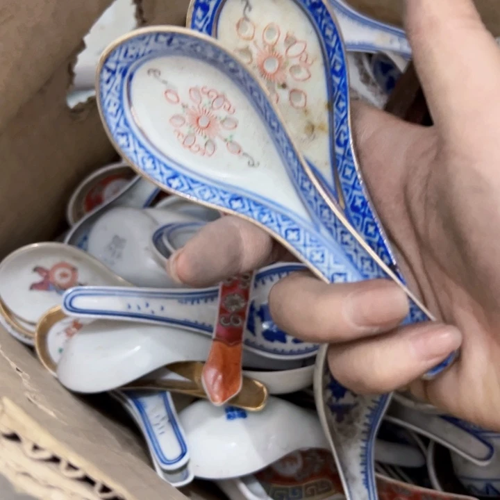 景德镇陶瓷高温瓷小汤勺静**织