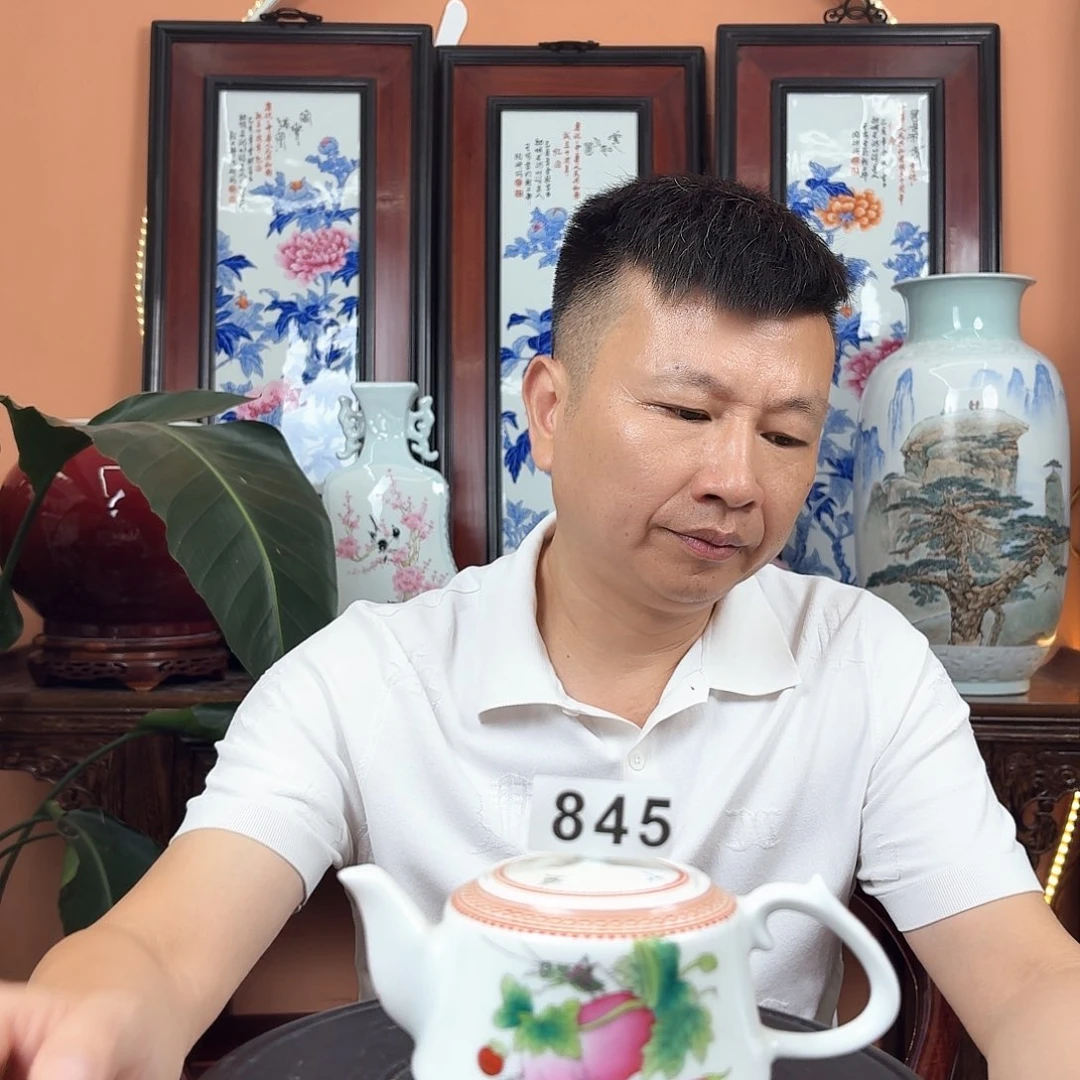 景德镇陶瓷手工壶