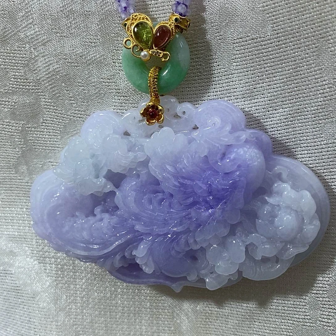 翡翠未镶嵌颈饰吊坠