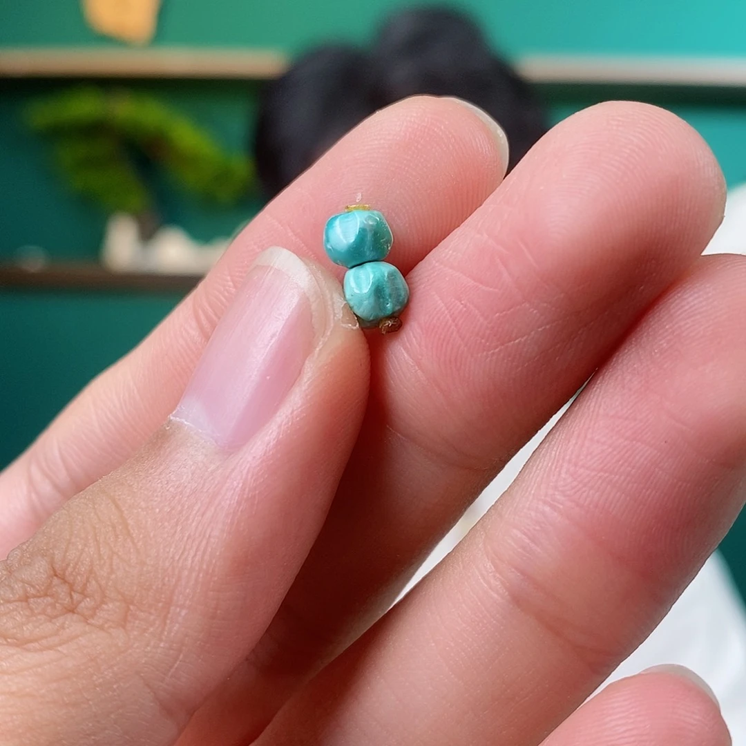 未镶嵌绿松石珠宝奇石