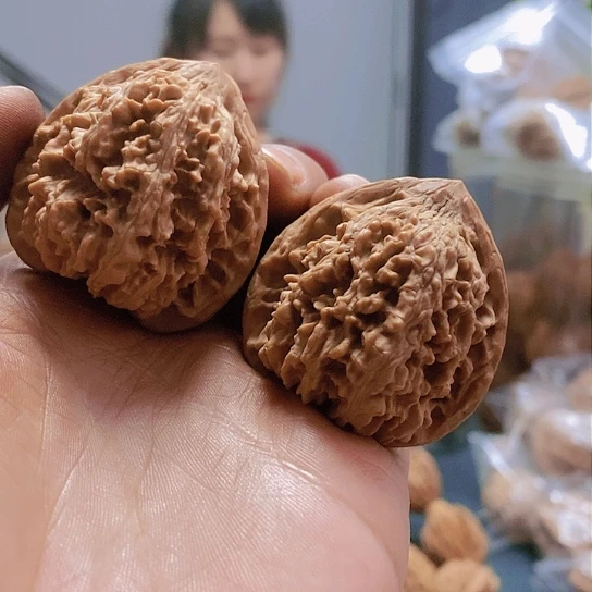 【闪购商品】把件文玩核桃39满天星老树