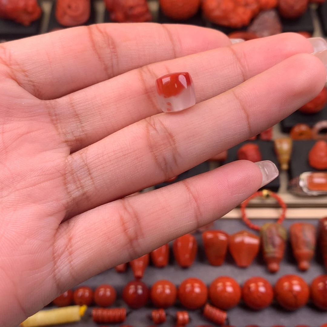 南红玛瑙未镶嵌冰飘直切10