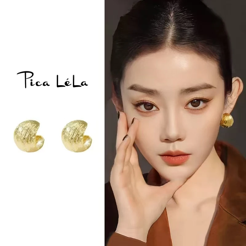 铜合金耳饰 金色豆丁~法式金属耳钉女新款秋冬气质 W037