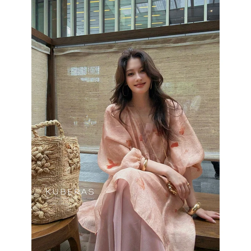 KUBERAS 设计感不规则宽松V领晕染上衣A字拼接吊带连衣裙长裙套装