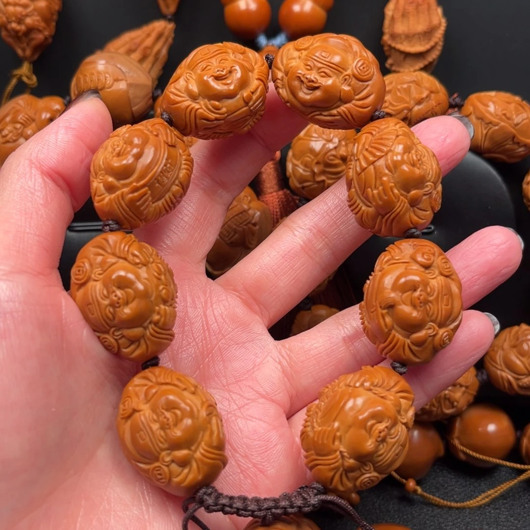 橄榄核手串横财神