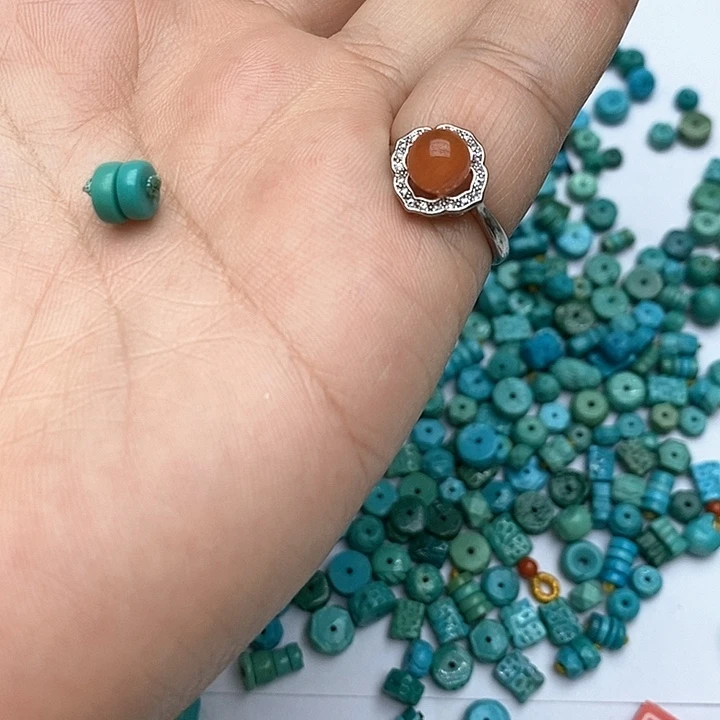 未镶嵌南红玛瑙珠宝奇石