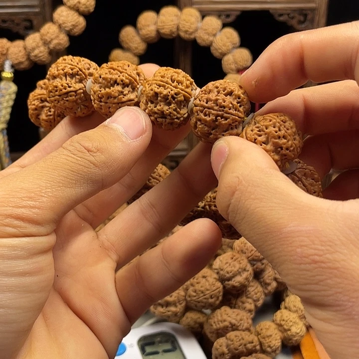 金刚菩提吊坠24蜂窝梅花