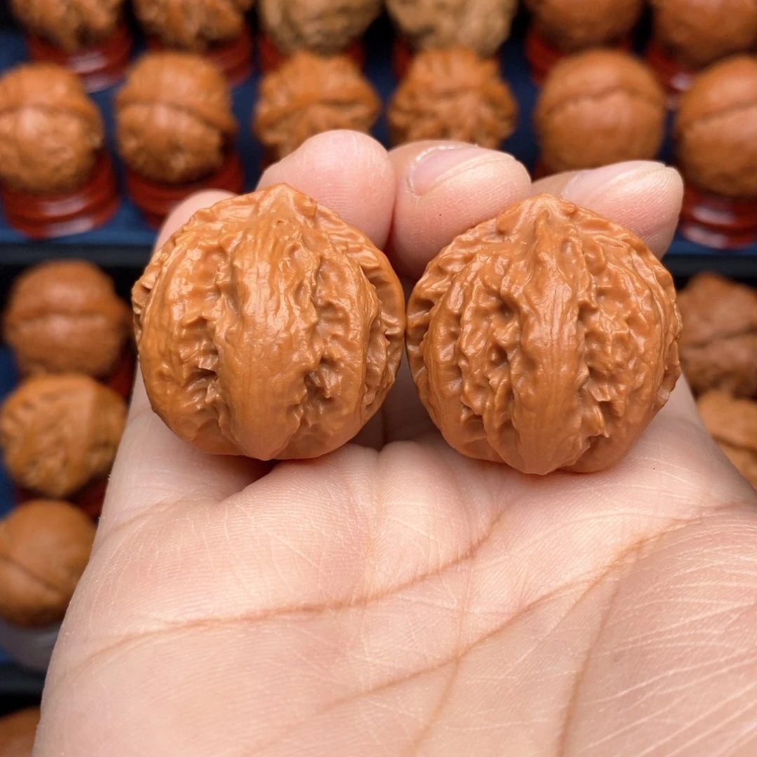 把件文玩核桃手捻京八棱