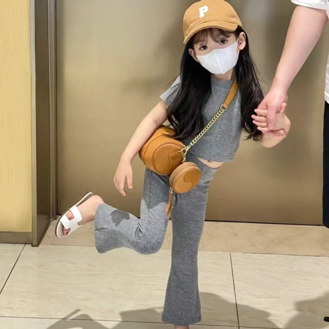 女童网红喇叭炸街套装洋气夏装新款韩范童装女宝宝短袖可爱两件套