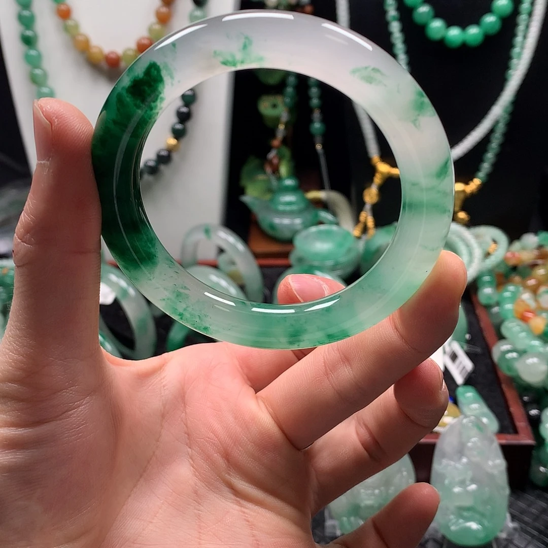 石英质玉未镶嵌手镯59